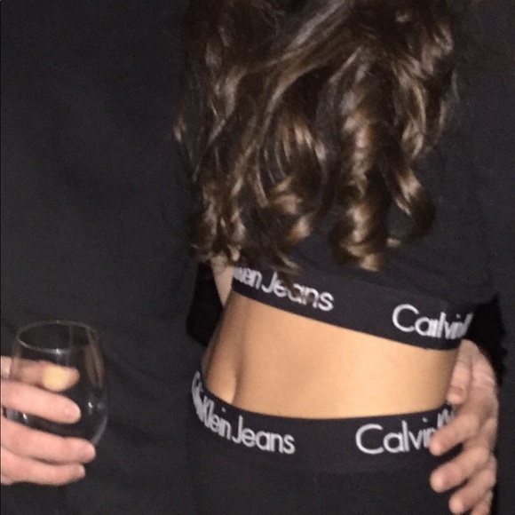 Calvin Klein jeans logo tape crop top - Picture 5 of 7
